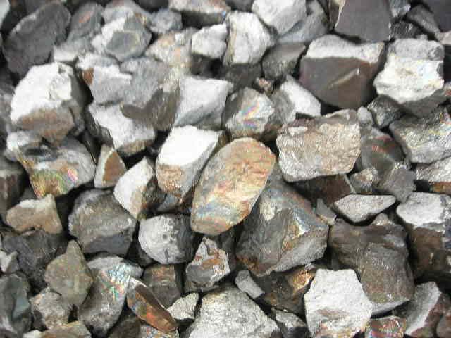 Manganese metal lumps