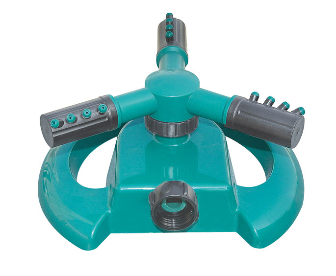 PLASTIC 3-ARM SPRINKLER