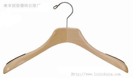 wooden hanger LZ019