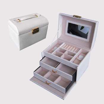 Travel Jewelry Box  leather jewelry case