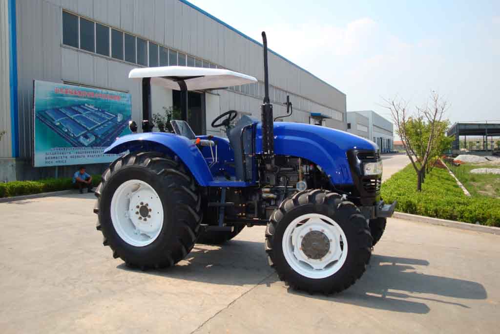 DQ904 tractor