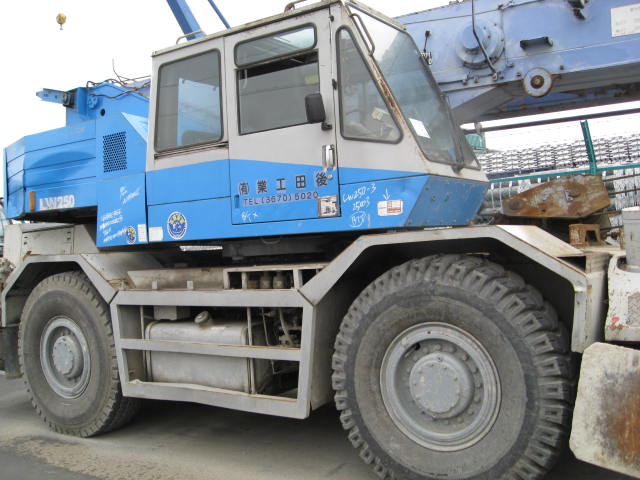 Used Rough Terrain Crane