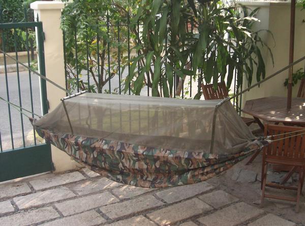 US army jungle hammock with mosquito netting