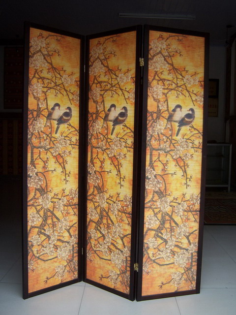printed bamboo screen