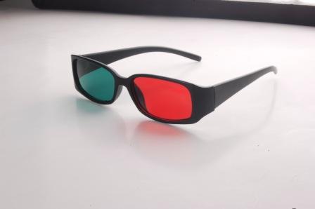 Plastic 3D glasses