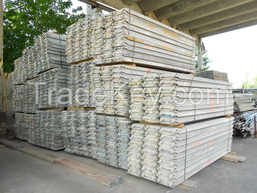 used Scaffolding Layher Speedyscaf used 6000 sqm