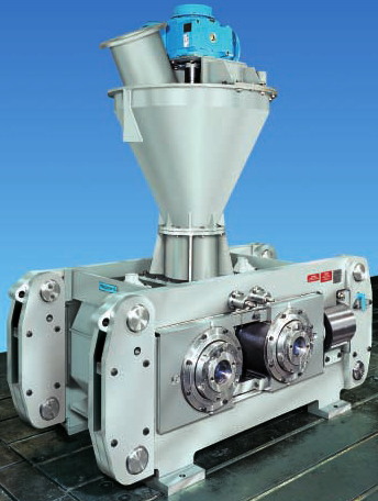 Roll type granulator