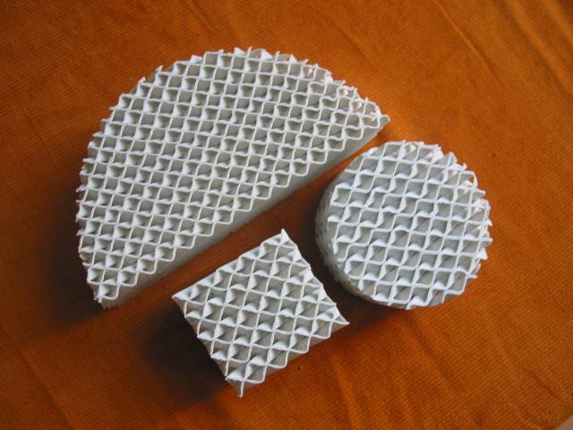 ceramic structured packing