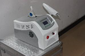 Portable Q-switch Nd:YAG Laser for tattoo removal