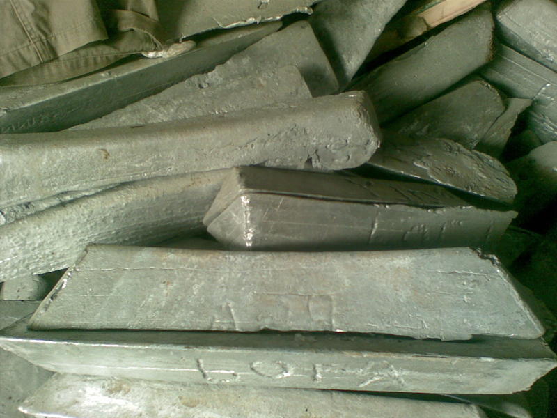 Alluminium Ingots ADC-12