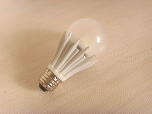 LED bulbs 8W