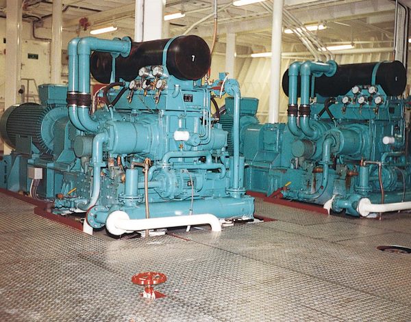 Hamworthy 425E Seismic High Pressure Air Compressor