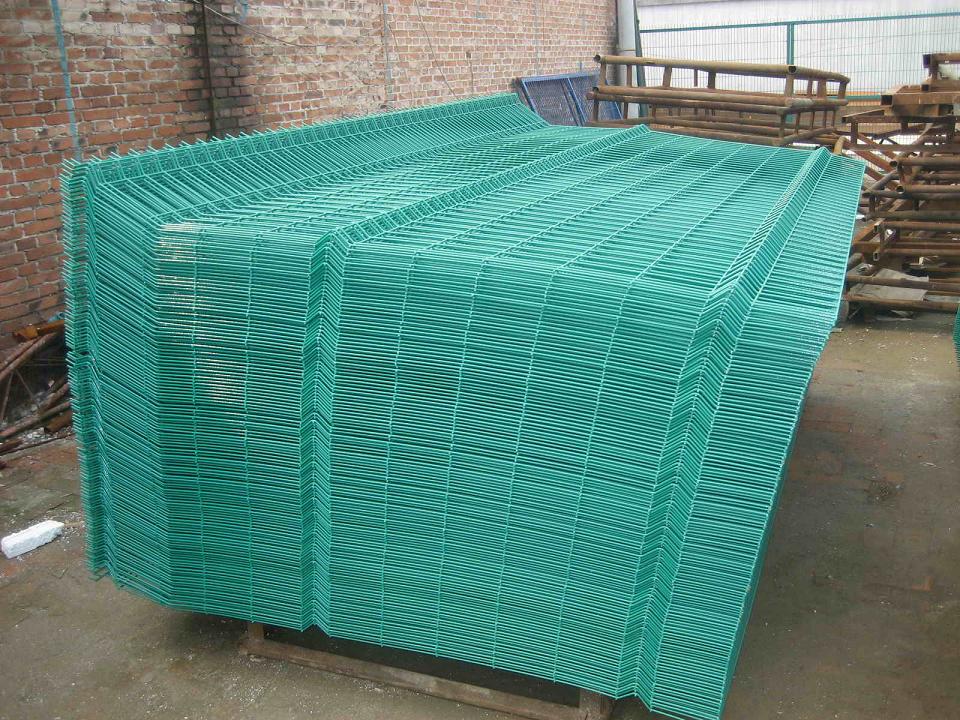 Weld mesh fence