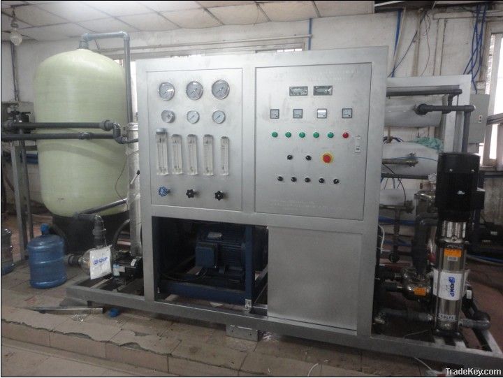 Sea water desalination equipment