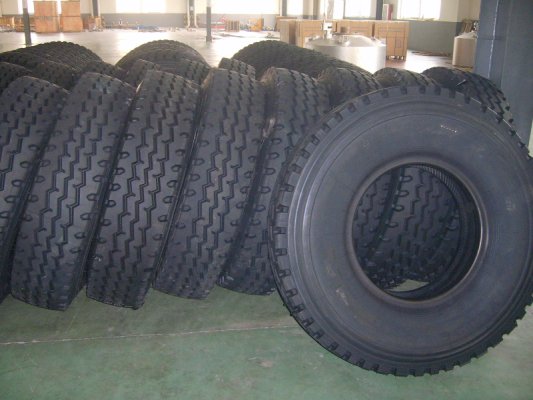 1200r24 tyres .truck tyres
