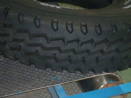 1200R24-18PR Truck radial tyres , tire