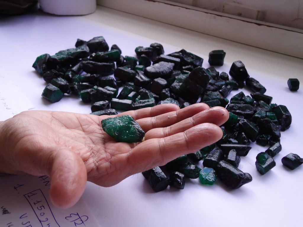 ROUGH EMERALDS