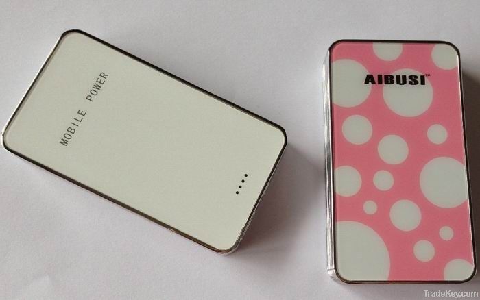 2014 hot selling best portable power bank 5000mah