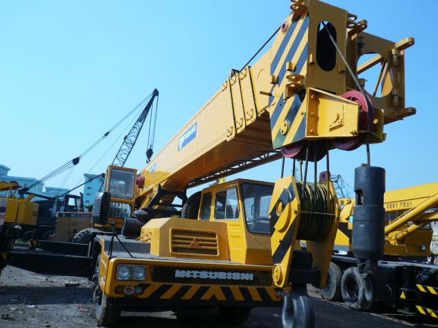 TADANO  CRANE