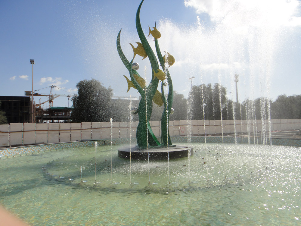 Sculpture Musical Water Fountain