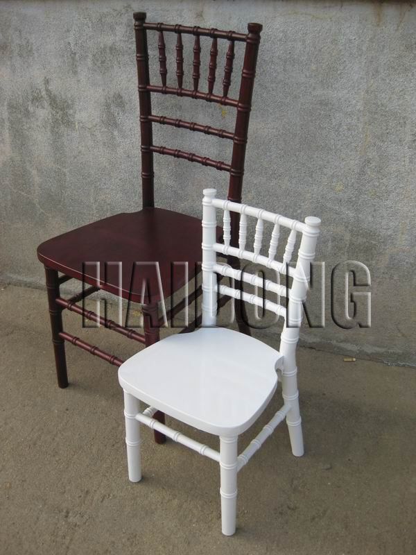 KIDS Chivari Chair in White Colour