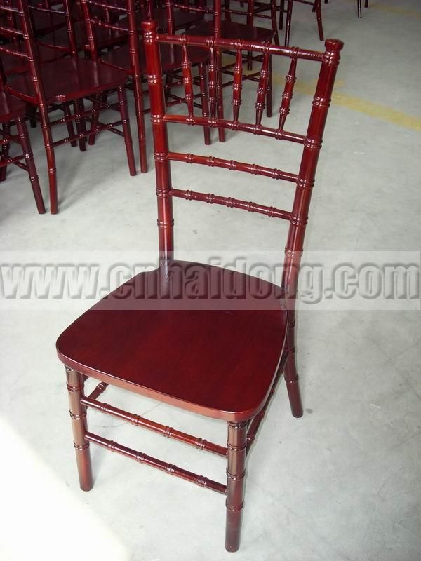 Banquet Chiavari Chair in Mahogany Colour