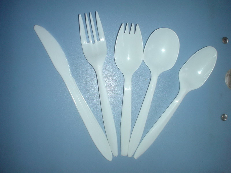 disposable plastic cutlery