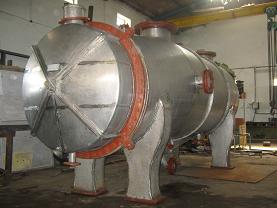 TANKS , REBOILERS