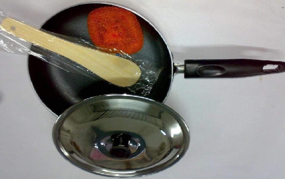 Non-stick cookware (Fry Pan)