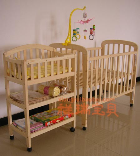Wooden baby crib plus movable table MS018wq_2