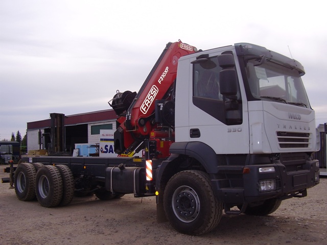 New IVECO + Fassi crane | cranes.tradekey.com