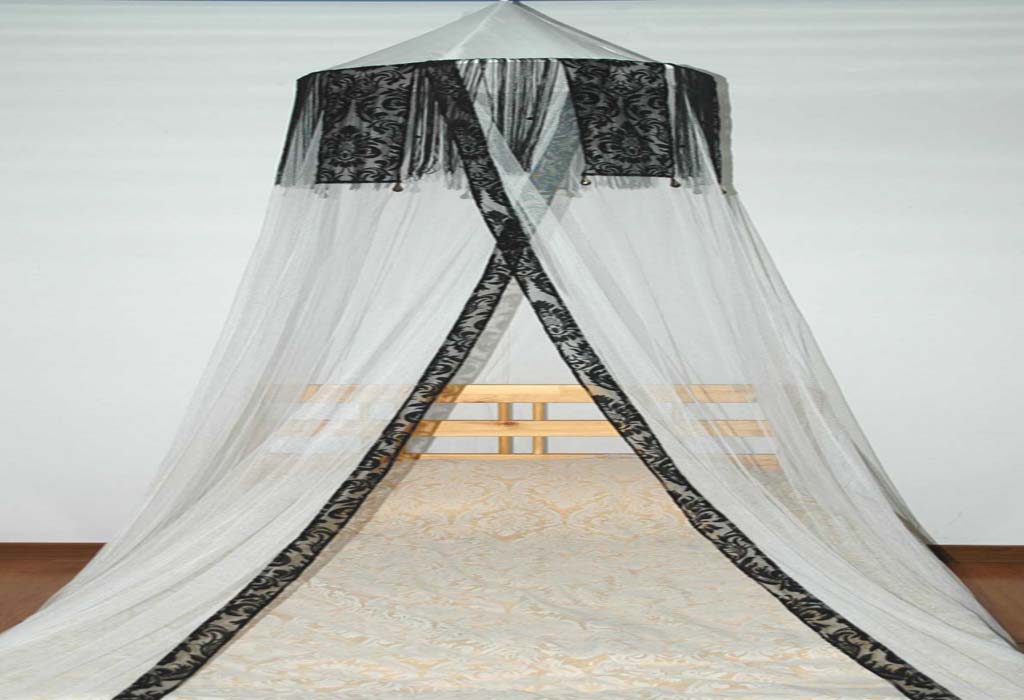Mosquito Net with Baroque voile