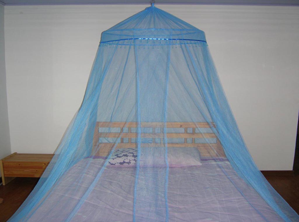 mosquito net with beads