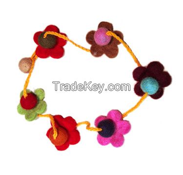 Felt Flower Necklacesa