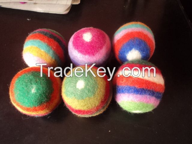 Big Felt balls