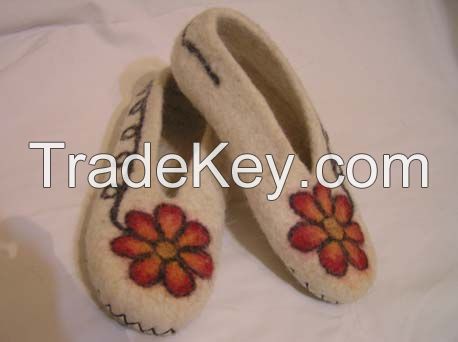 Handmade Felt Indoor Slippers