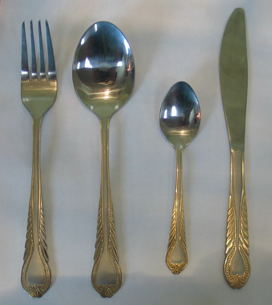 dinnerware set plated golden