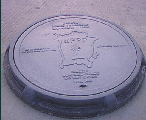 composite manhole cover EN124 C250
