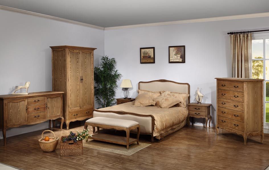 Bedroom furniture sets