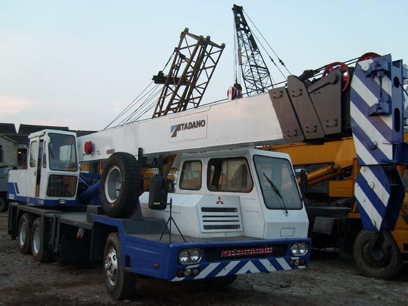 used Japanese 25 tons truck crane