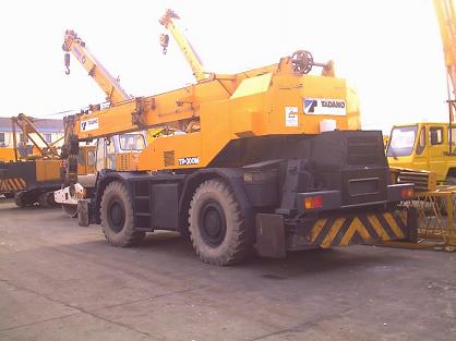 sell used truck crane tadano 30 tons
