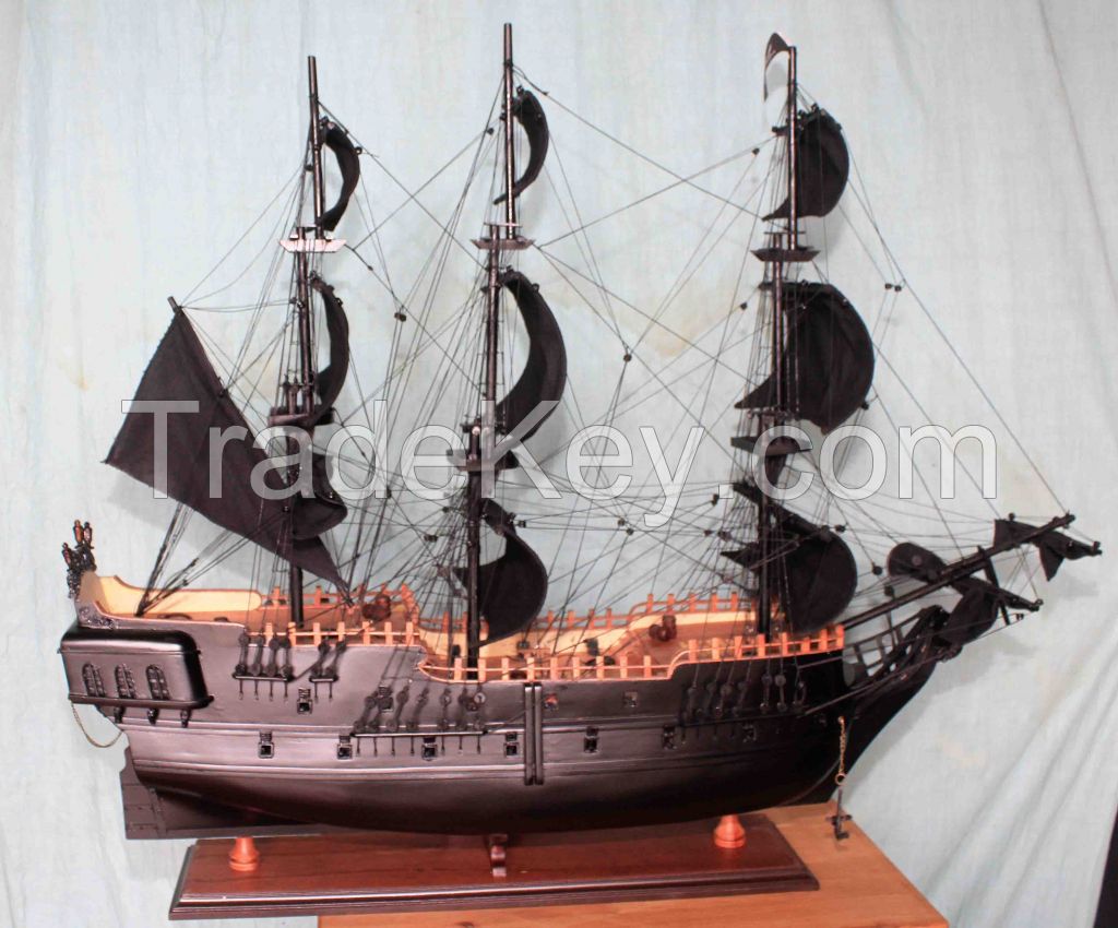 Wasa, Victory, Black Pearl, Uss Stitution, Washington, Napoleon, Titannic Wooden Ships, Boats Models. We Can Make To Offer You All Kinds