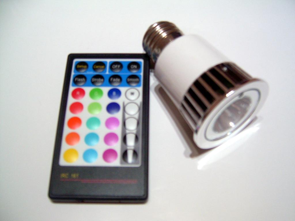 5W RGB spotlight with remote