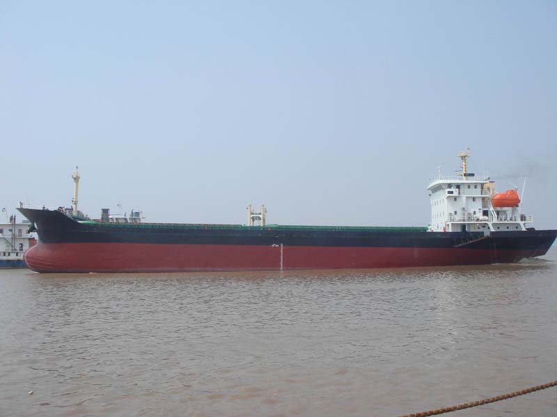 New oil tanker / ship / vessel (3600DWT, 5000DWT, 9000DWT)