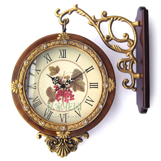 Wooden clock Garden clock Double-sided clock Antique clock wall clock