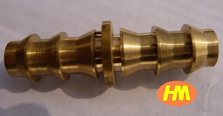 brass pipe fitting