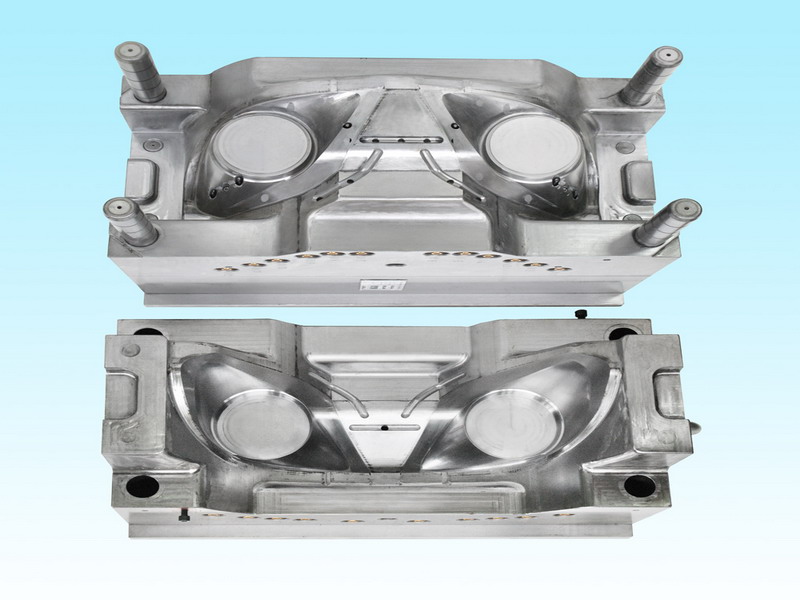 Injection Molds for gas assist part with complex