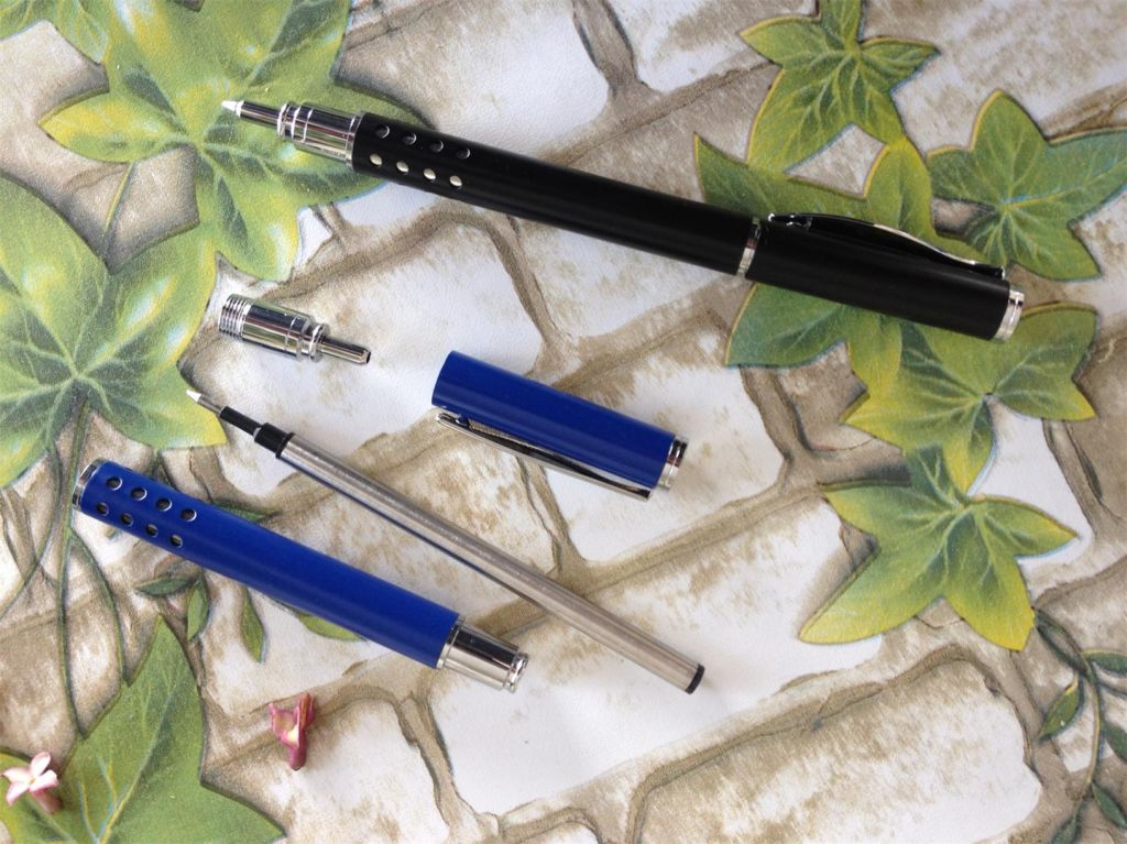 Low Cost Promotional Ball Pens