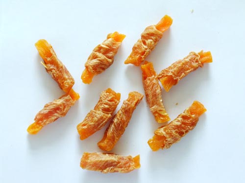 dried roller of sweet potato with chicken