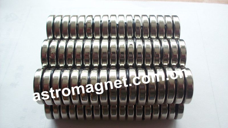 Disc   Ndfeb  magnet  with  Ni  Coated